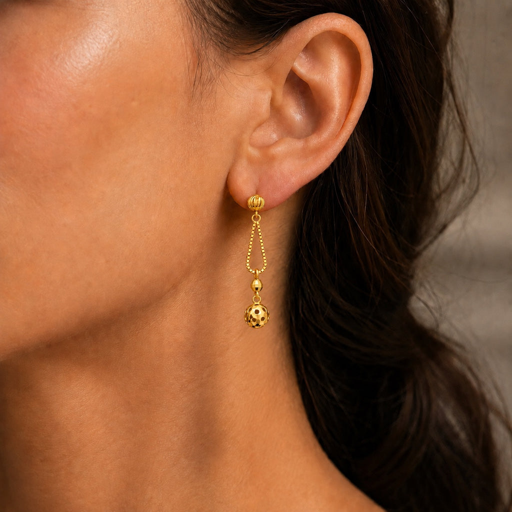 Diamond Cut Dangle Balls Stud