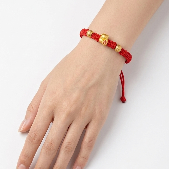 24K Lucky Cat with Diamond Cut Beads on Red Nylon